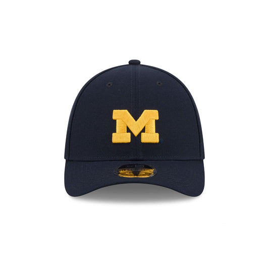Michigan Wolverines Team 39THIRTY M-Crown Stretch Fit Hat